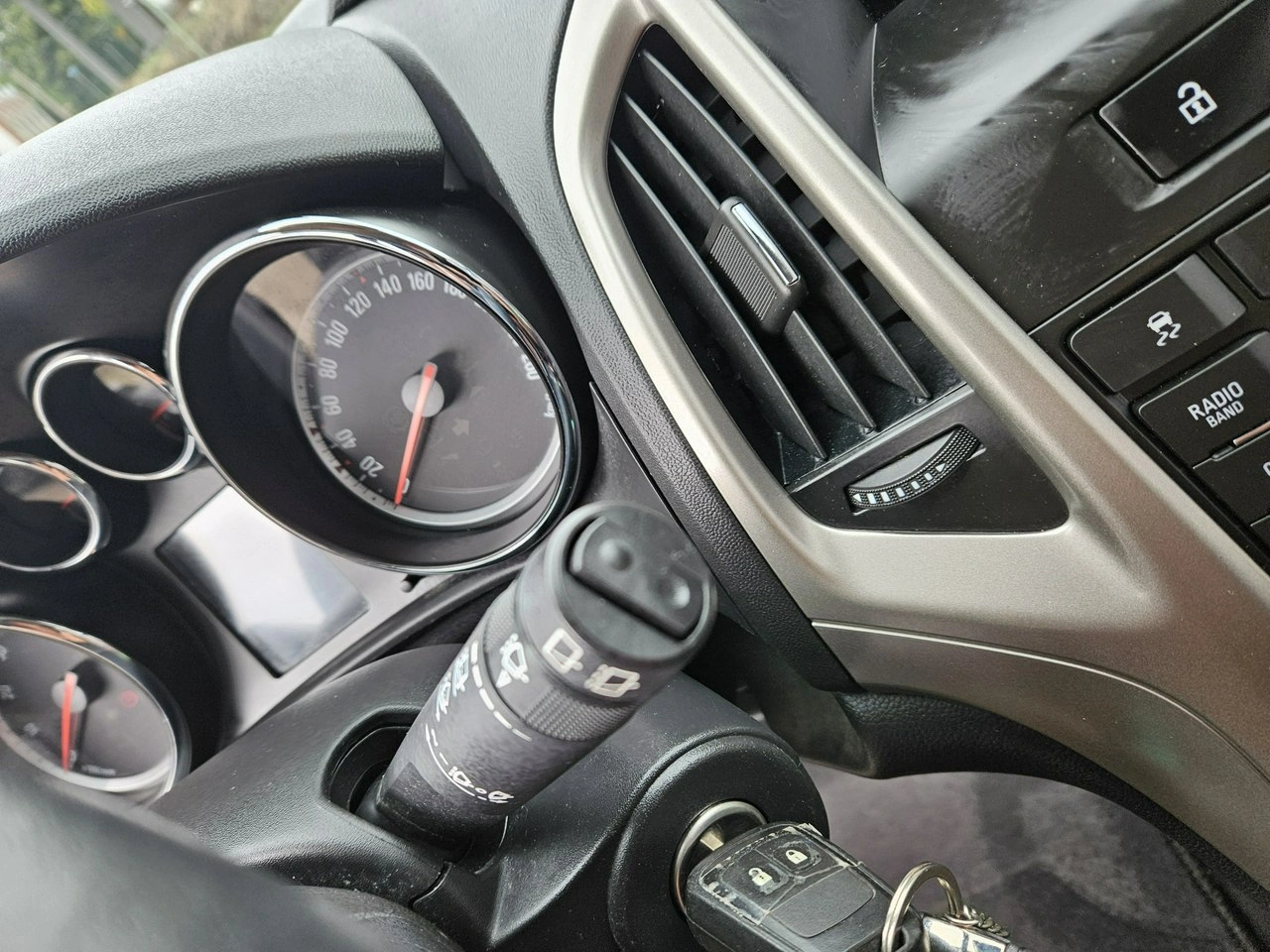 Opel Astra - Zdjęcie 13