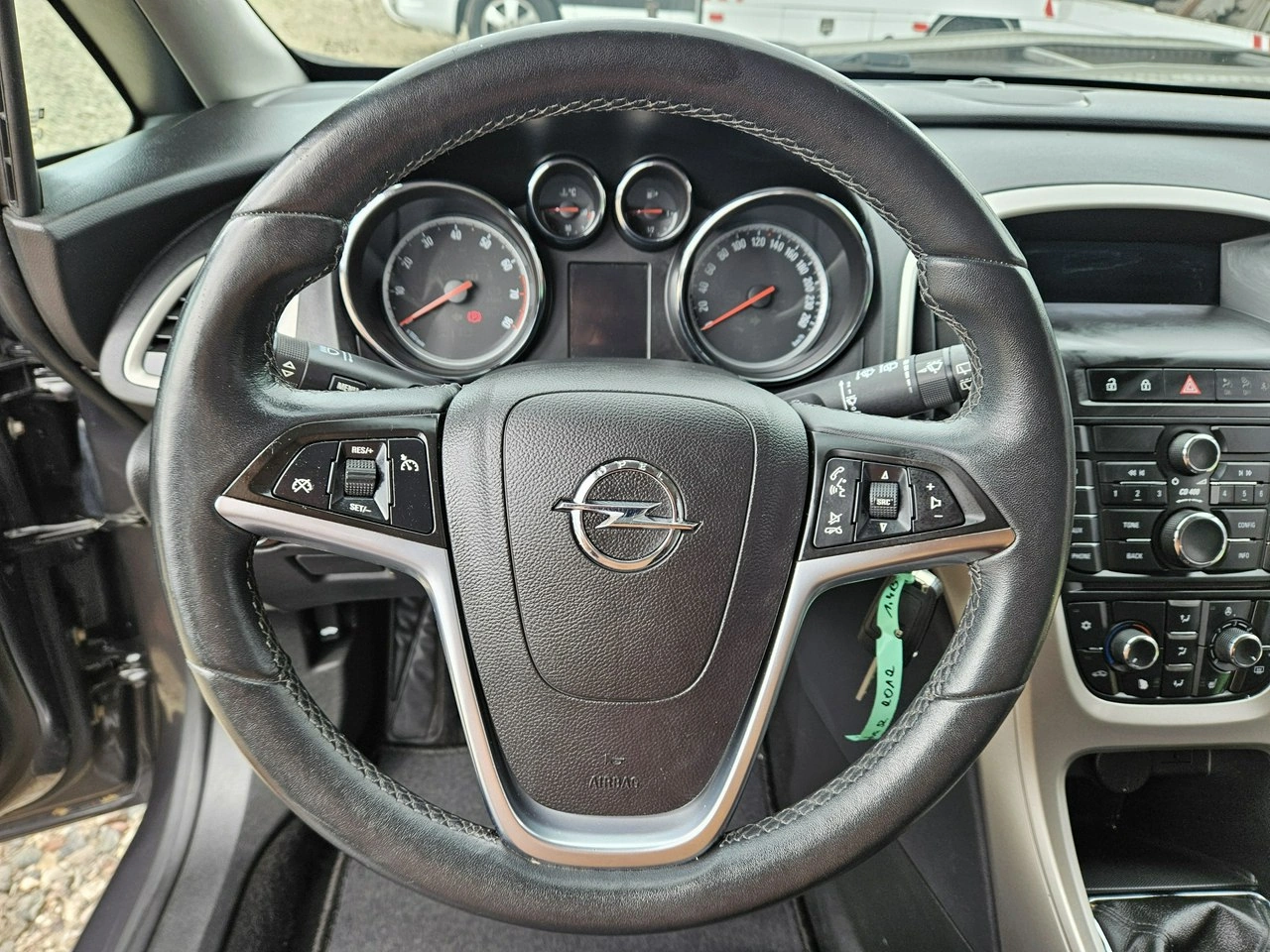 Opel Astra - Zdjęcie 14