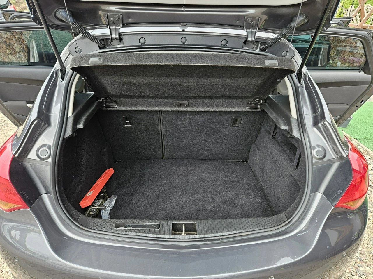 Opel Astra - Zdjęcie 17