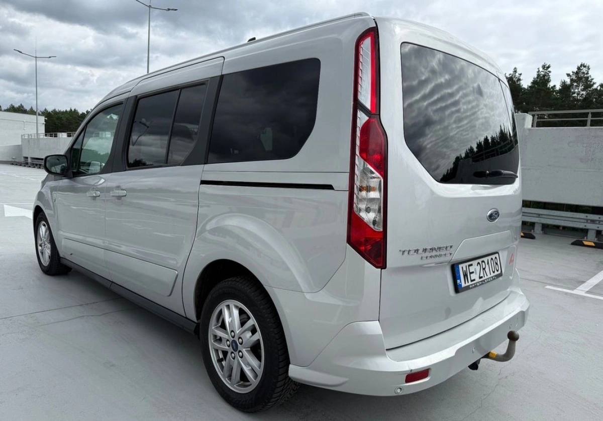 Ford Tourneo Connect Grand - Zdjęcie 5