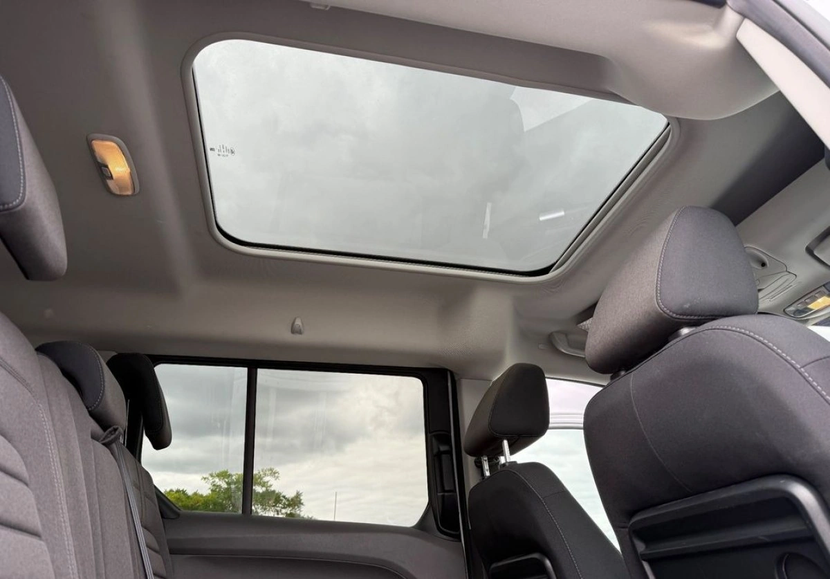 Ford Tourneo Connect Grand - Zdjęcie 24