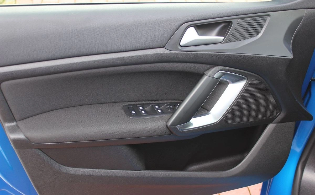 Peugeot 308 - Zdjęcie 14