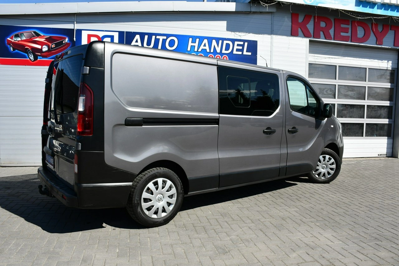 Renault Trafic - Zdjęcie 10