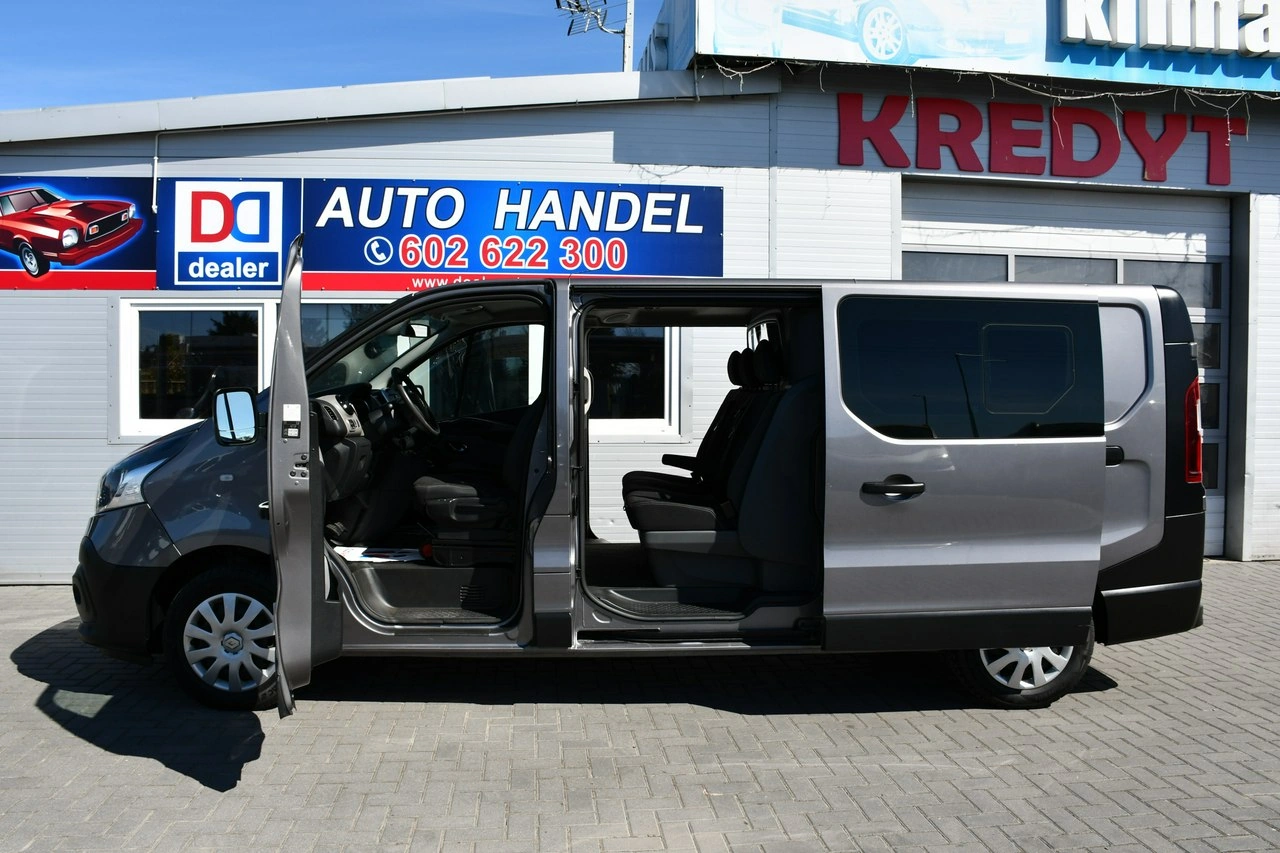 Renault Trafic - Zdjęcie 12