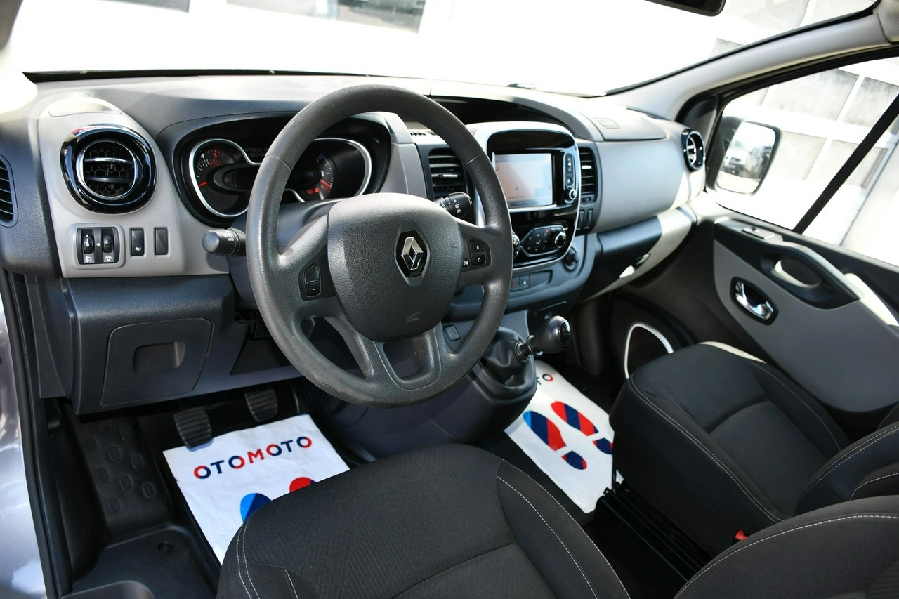 Renault Trafic - Zdjęcie 19