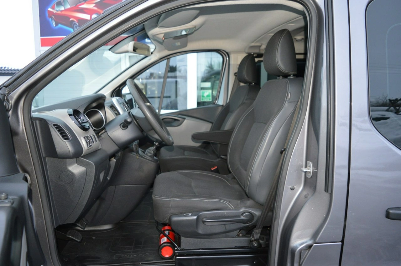 Renault Trafic - Zdjęcie 17