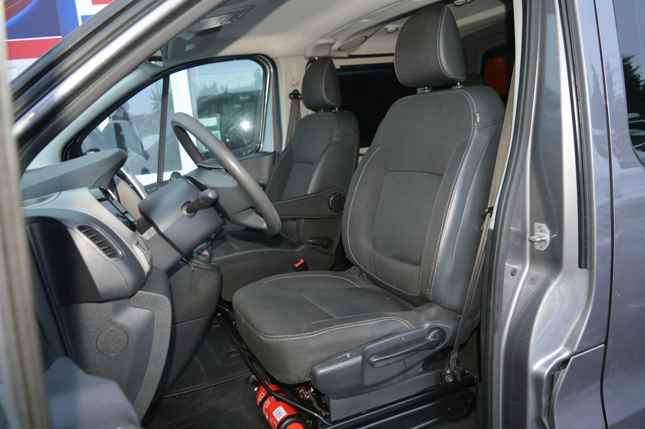 Renault Trafic - Zdjęcie 17