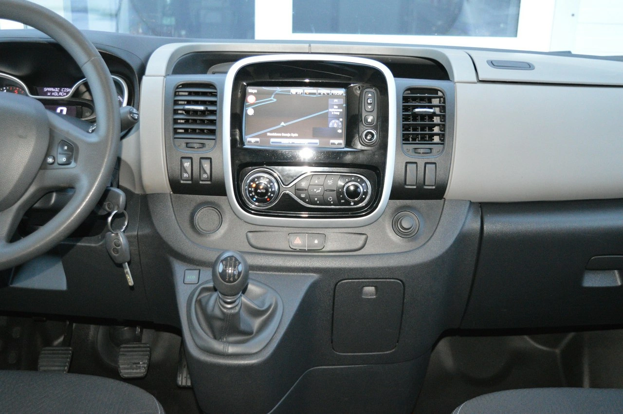 Renault Trafic - Zdjęcie 22