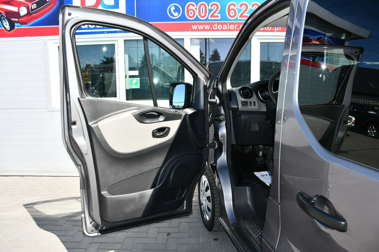 Renault Trafic - Zdjęcie 33
