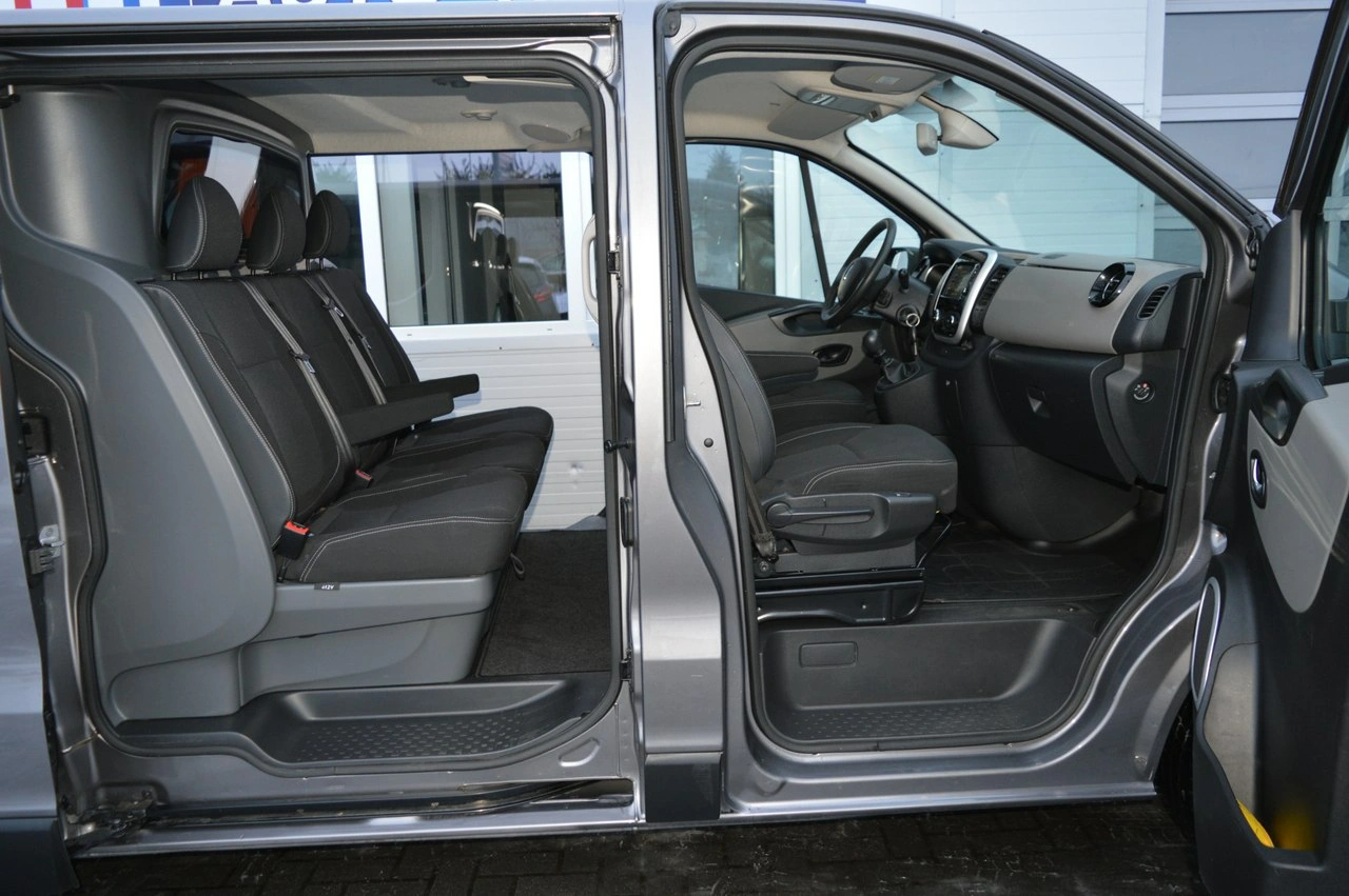 Renault Trafic - Zdjęcie 34