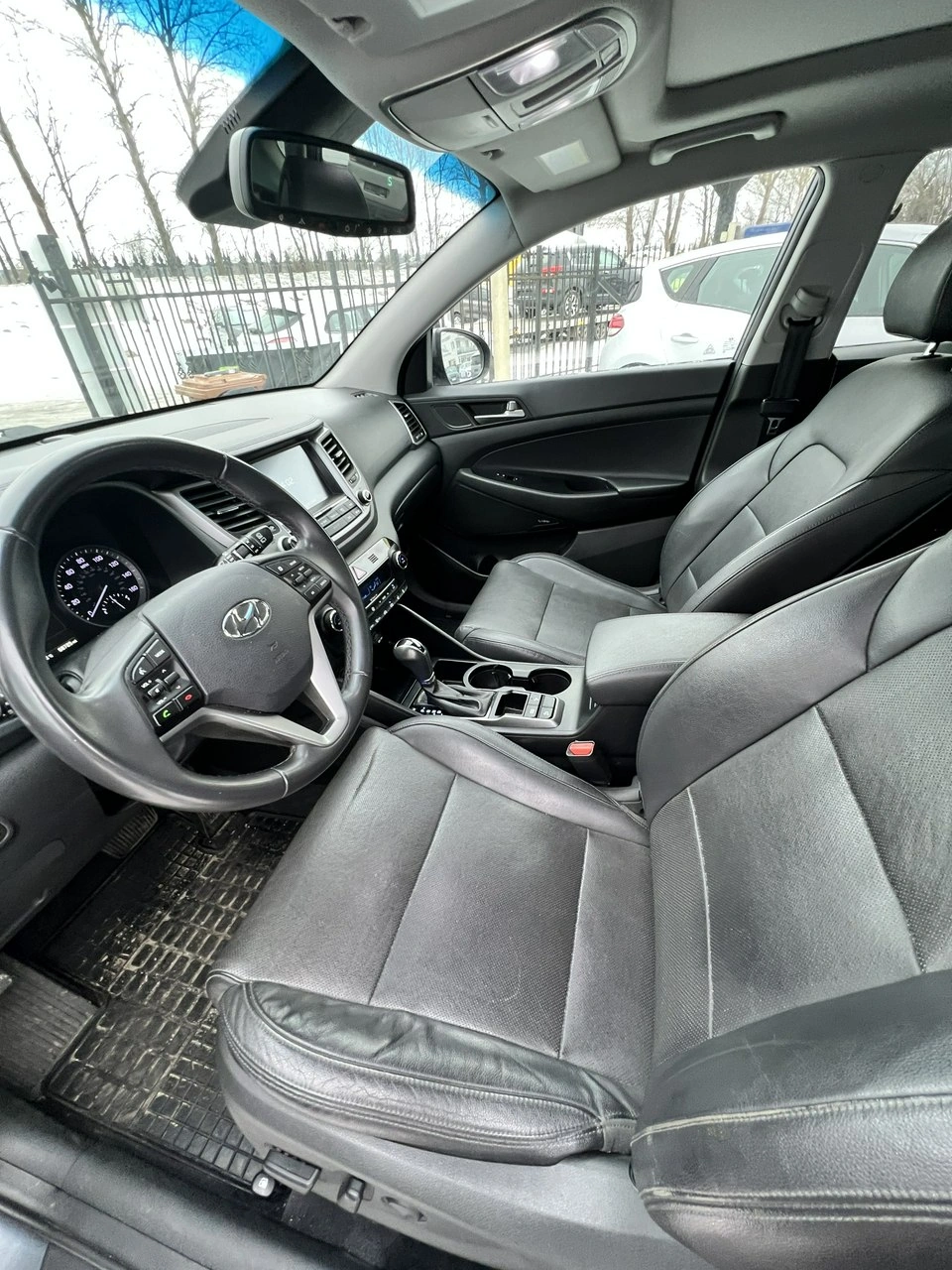 Hyundai Tucson - Zdjęcie 15