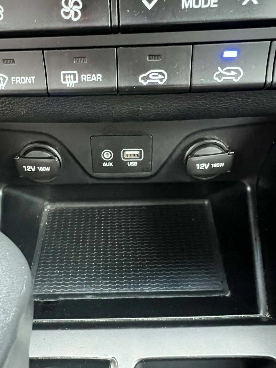 Hyundai Tucson - Zdjęcie 25