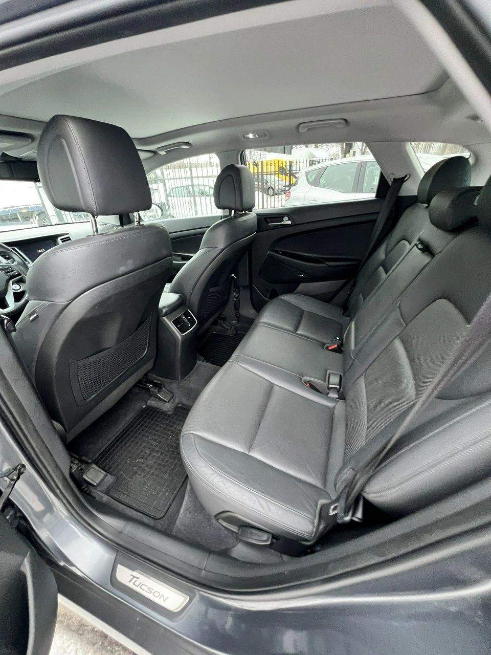 Hyundai Tucson - Zdjęcie 8