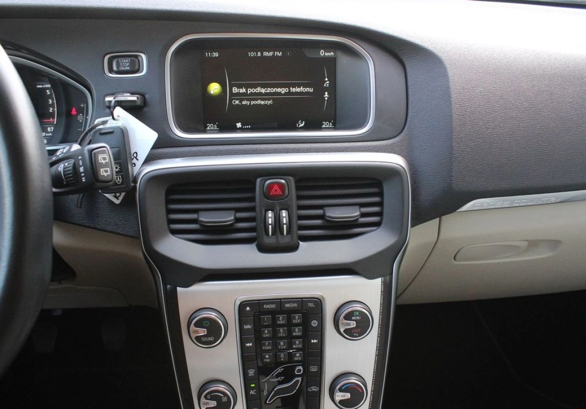 Volvo V40 - Zdjęcie 14