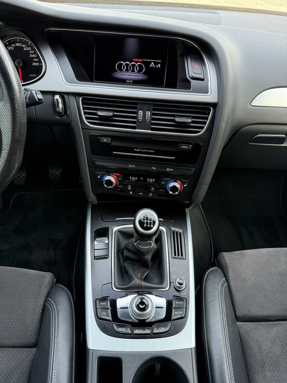 Audi A4 - Zdjęcie 13