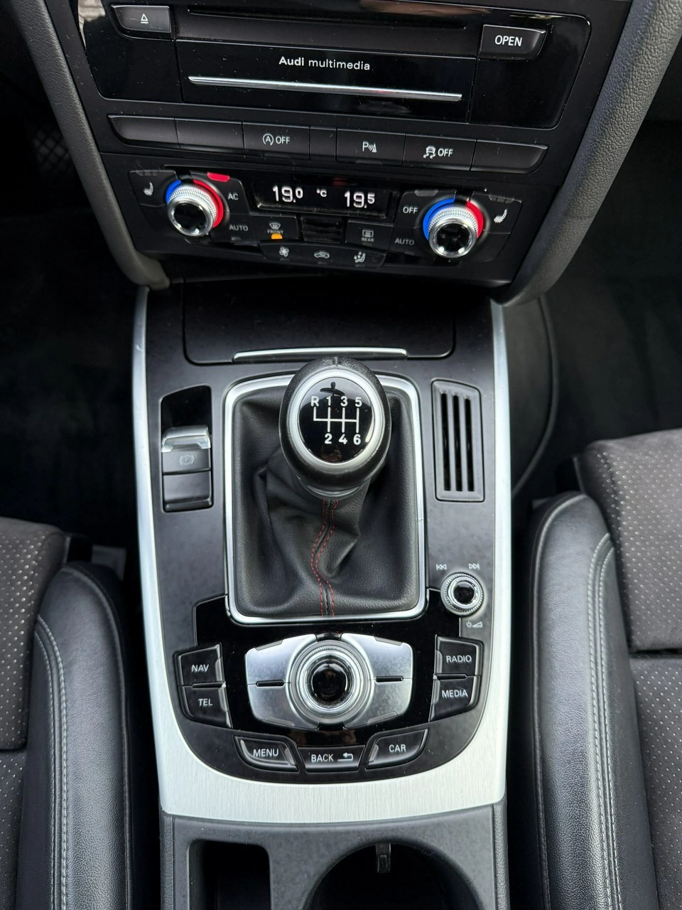 Audi A4 - Zdjęcie 14