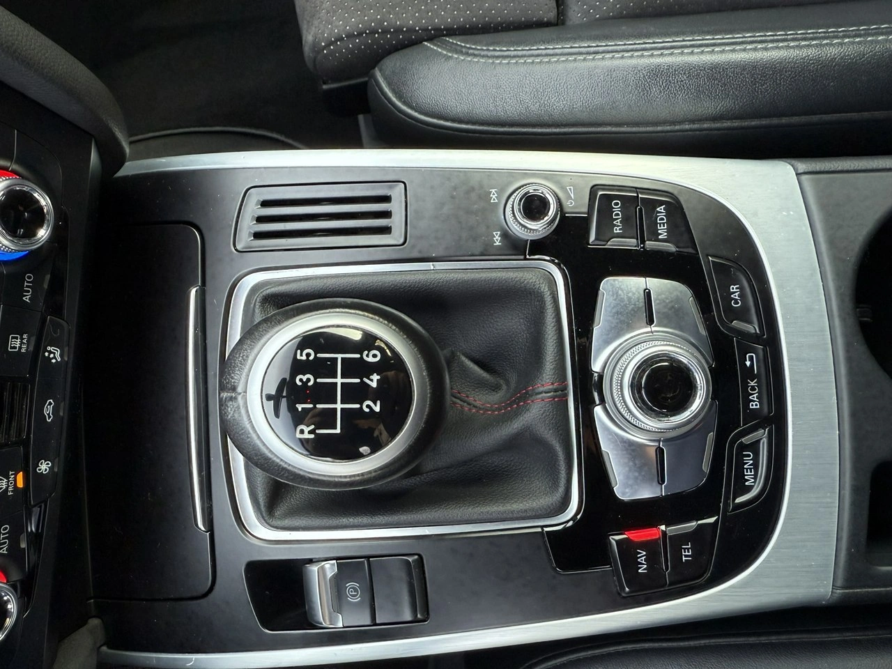 Audi A4 - Zdjęcie 23