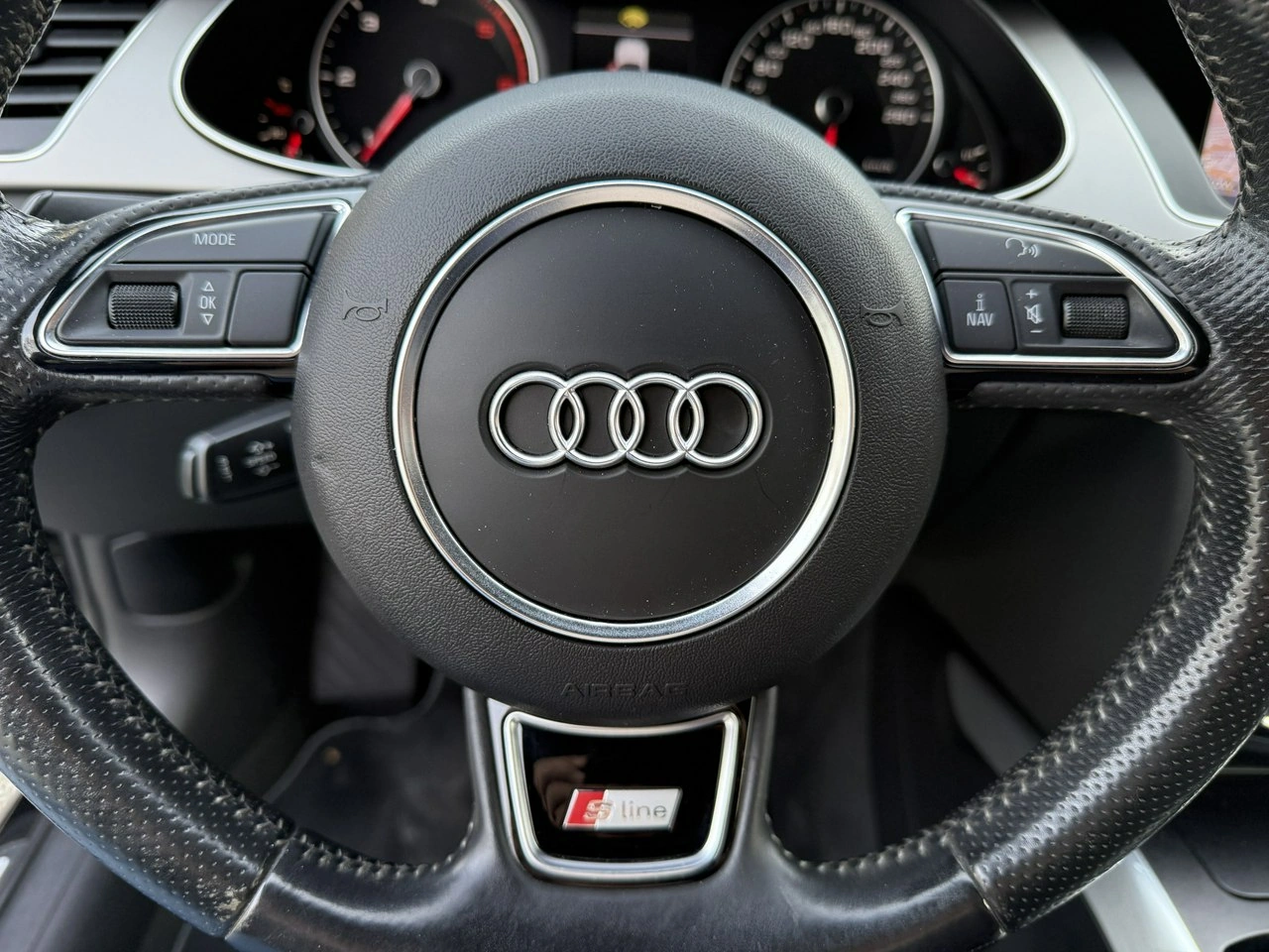 Audi A4 - Zdjęcie 24