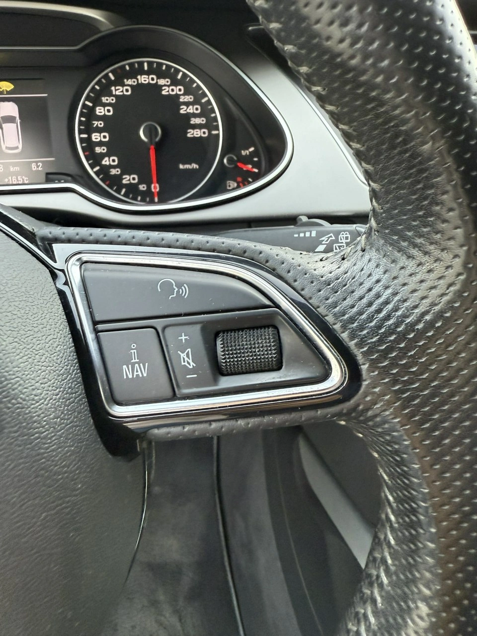 Audi A4 - Zdjęcie 25