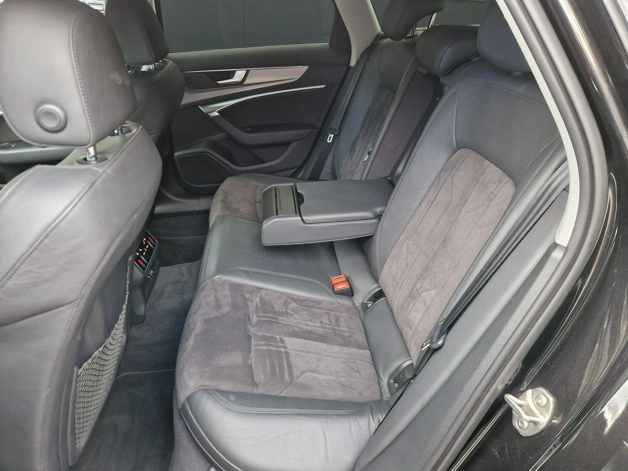 Audi A6 - Zdjęcie 12