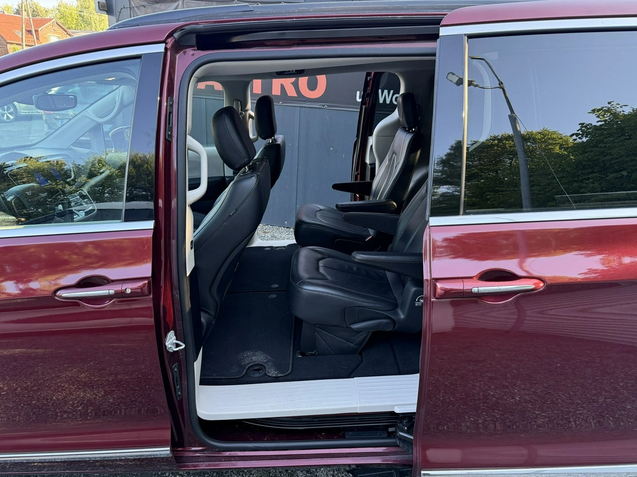 Chrysler Pacifica - Zdjęcie 27