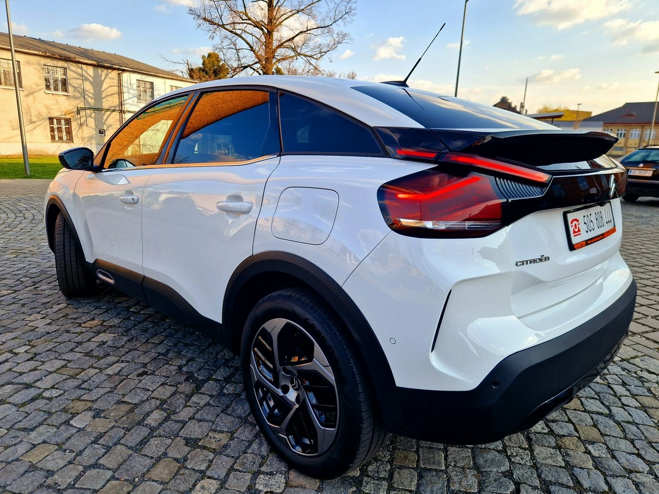 Citroën C4 - Zdjęcie 9