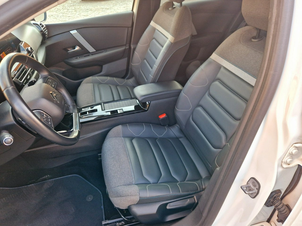 Citroën C4 - Zdjęcie 16