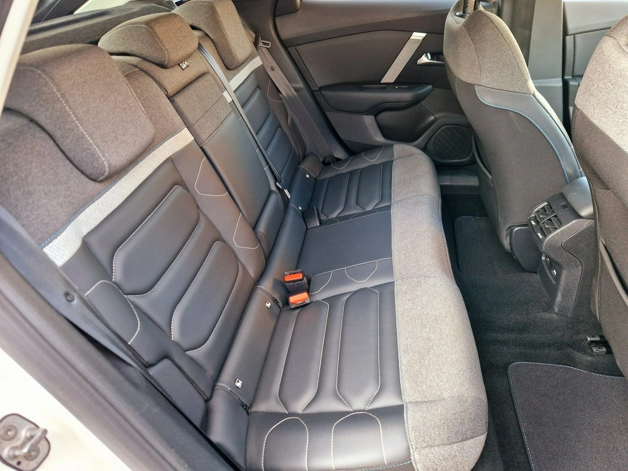 Citroën C4 - Zdjęcie 35