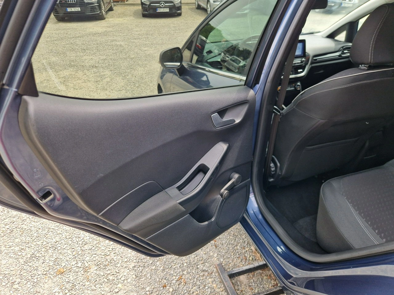 Ford Fiesta - Zdjęcie 9