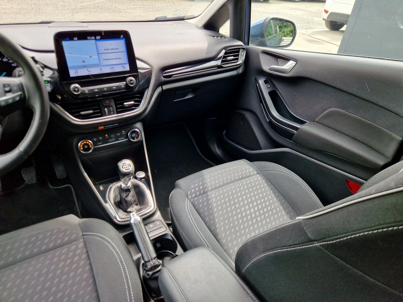 Ford Fiesta - Zdjęcie 22