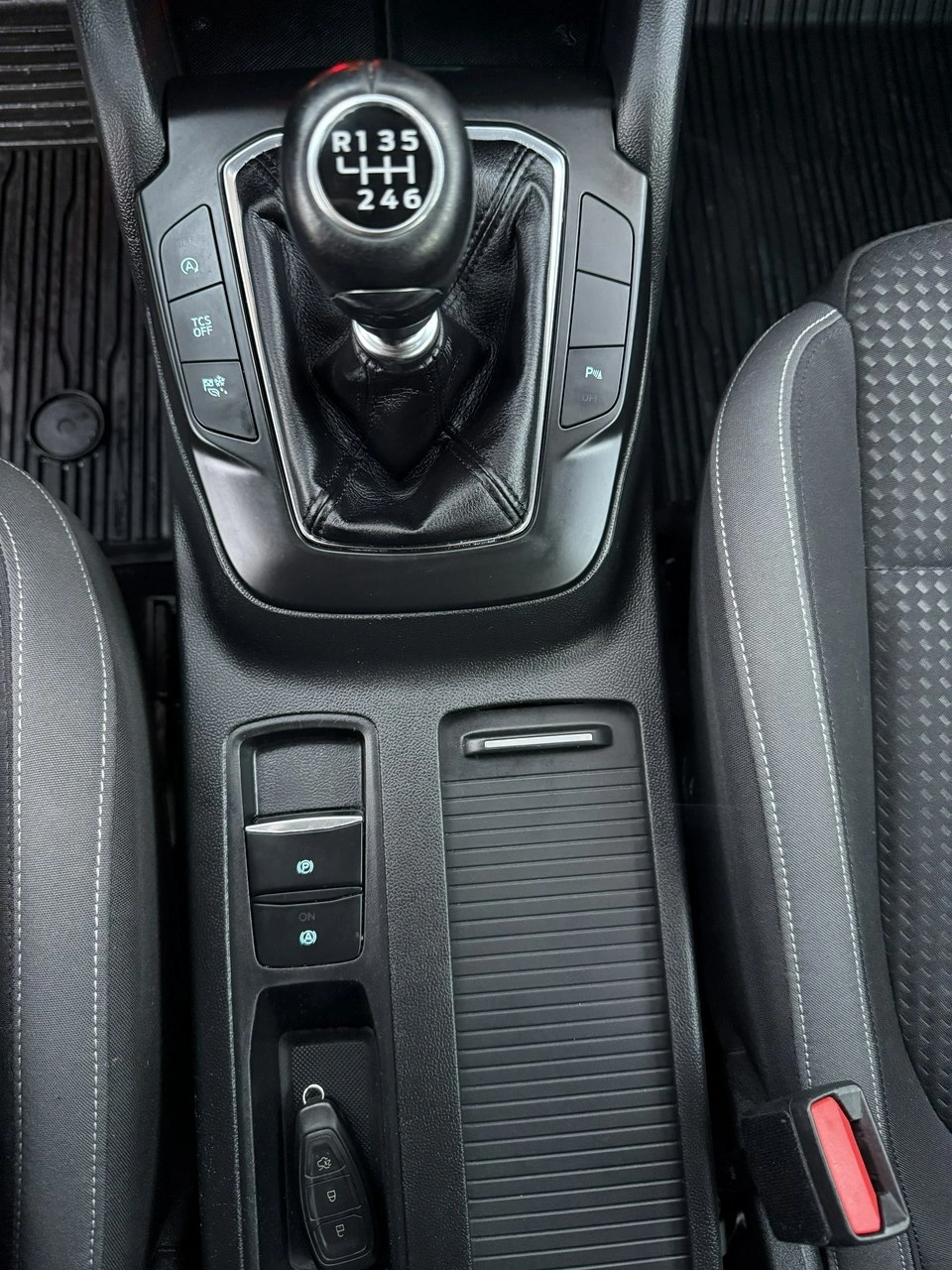 Ford Focus - Zdjęcie 22