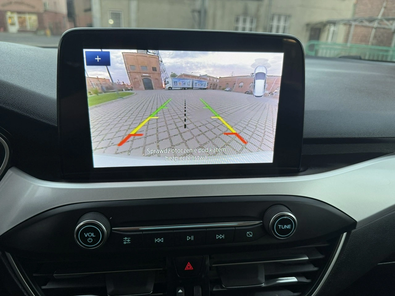 Ford Focus - Zdjęcie 25