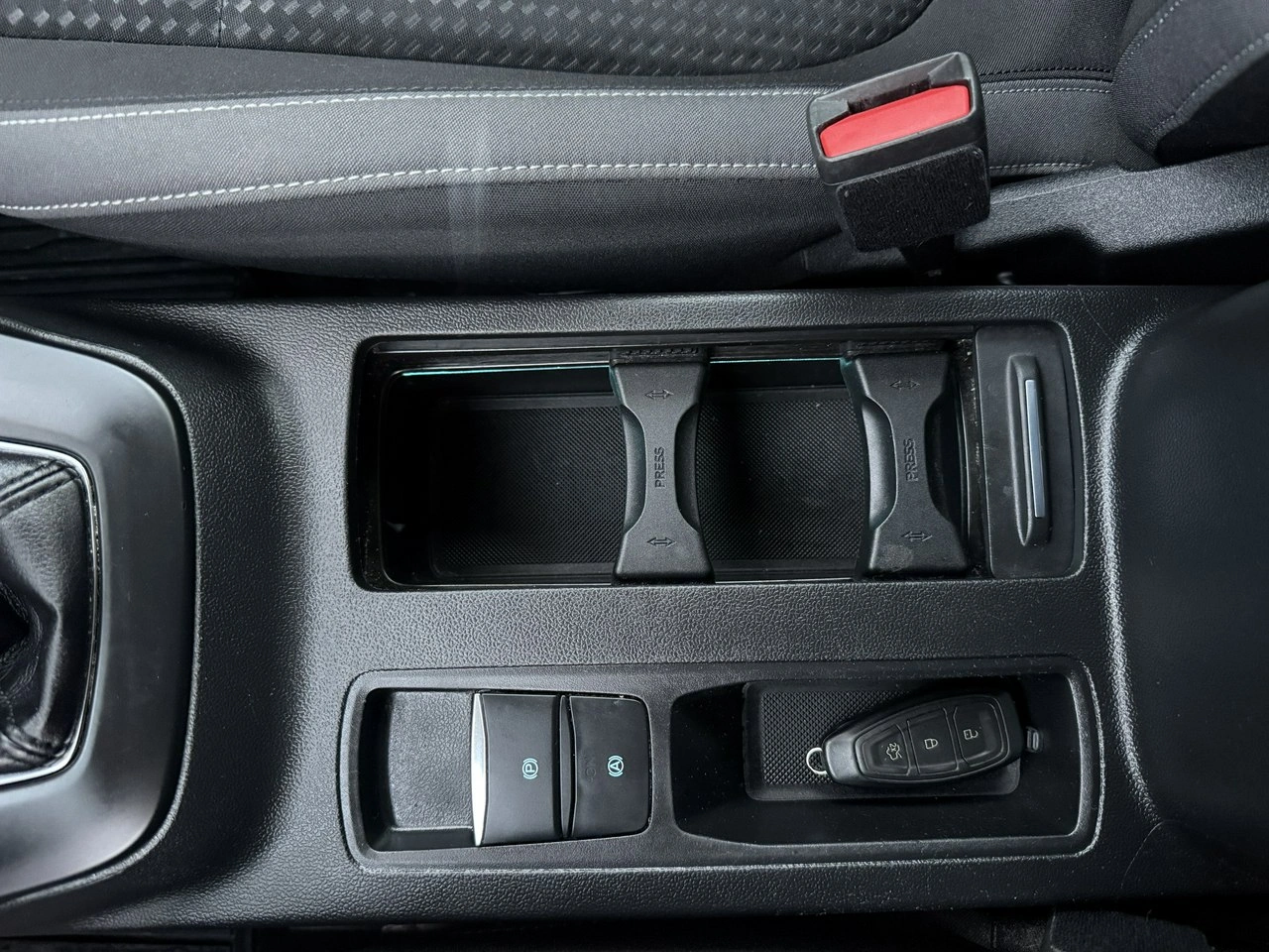 Ford Focus - Zdjęcie 27