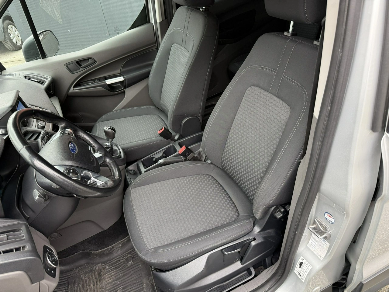 Ford Transit Connect - Zdjęcie 11