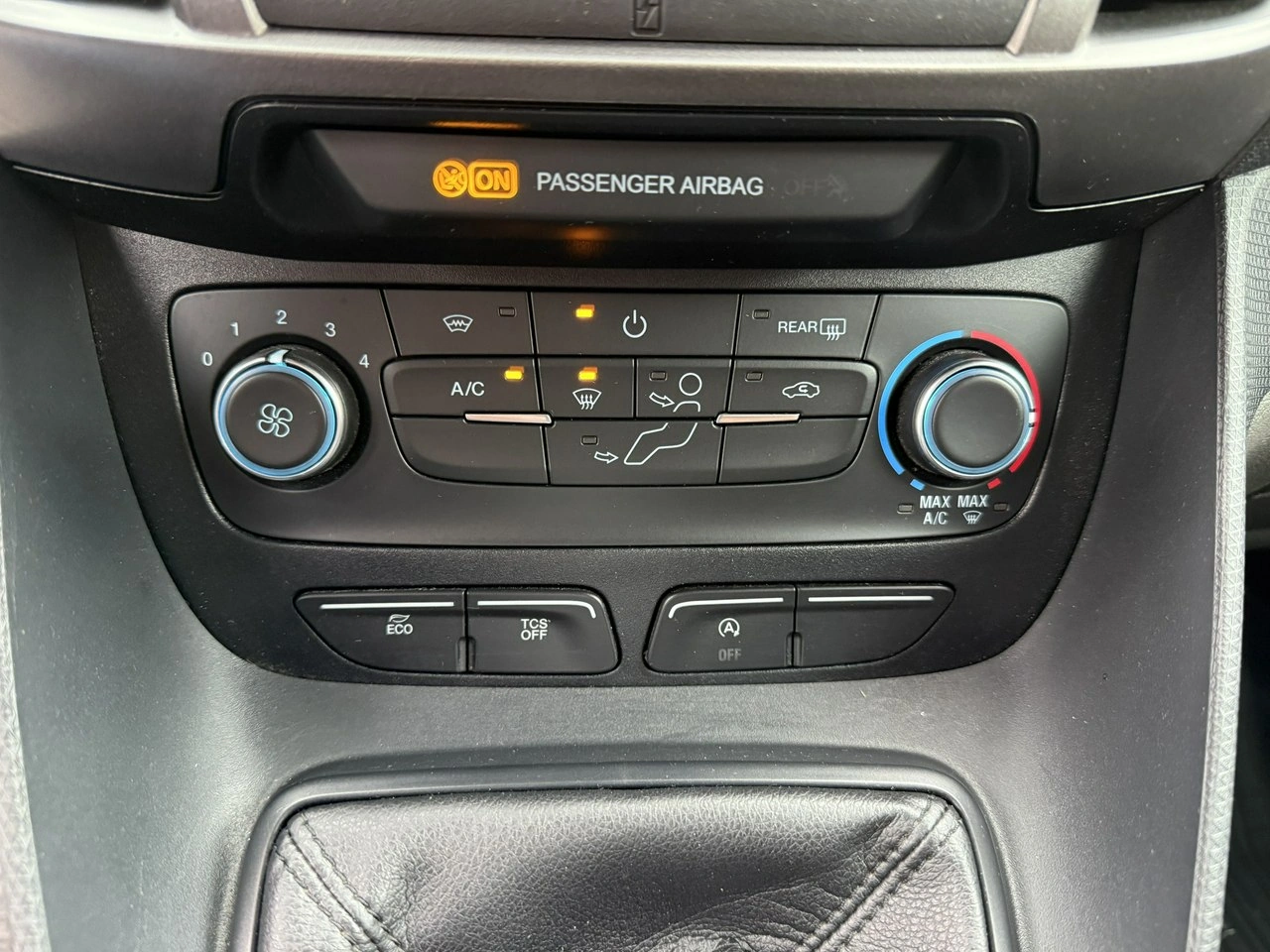 Ford Transit Connect - Zdjęcie 14