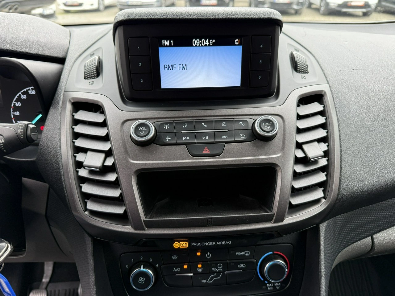 Ford Transit Connect - Zdjęcie 16