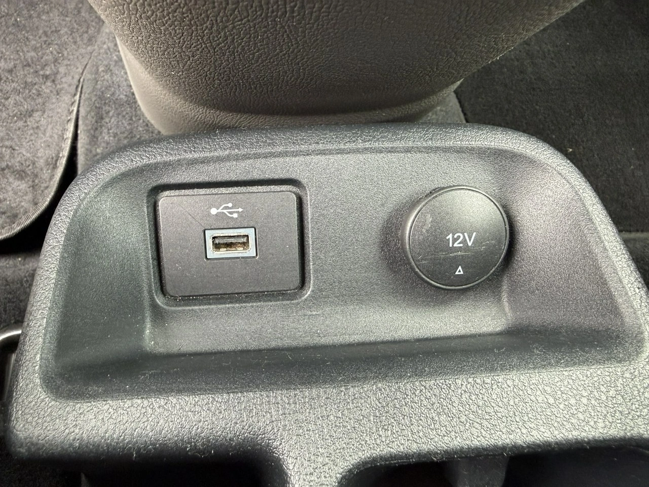 Ford Transit Connect - Zdjęcie 21