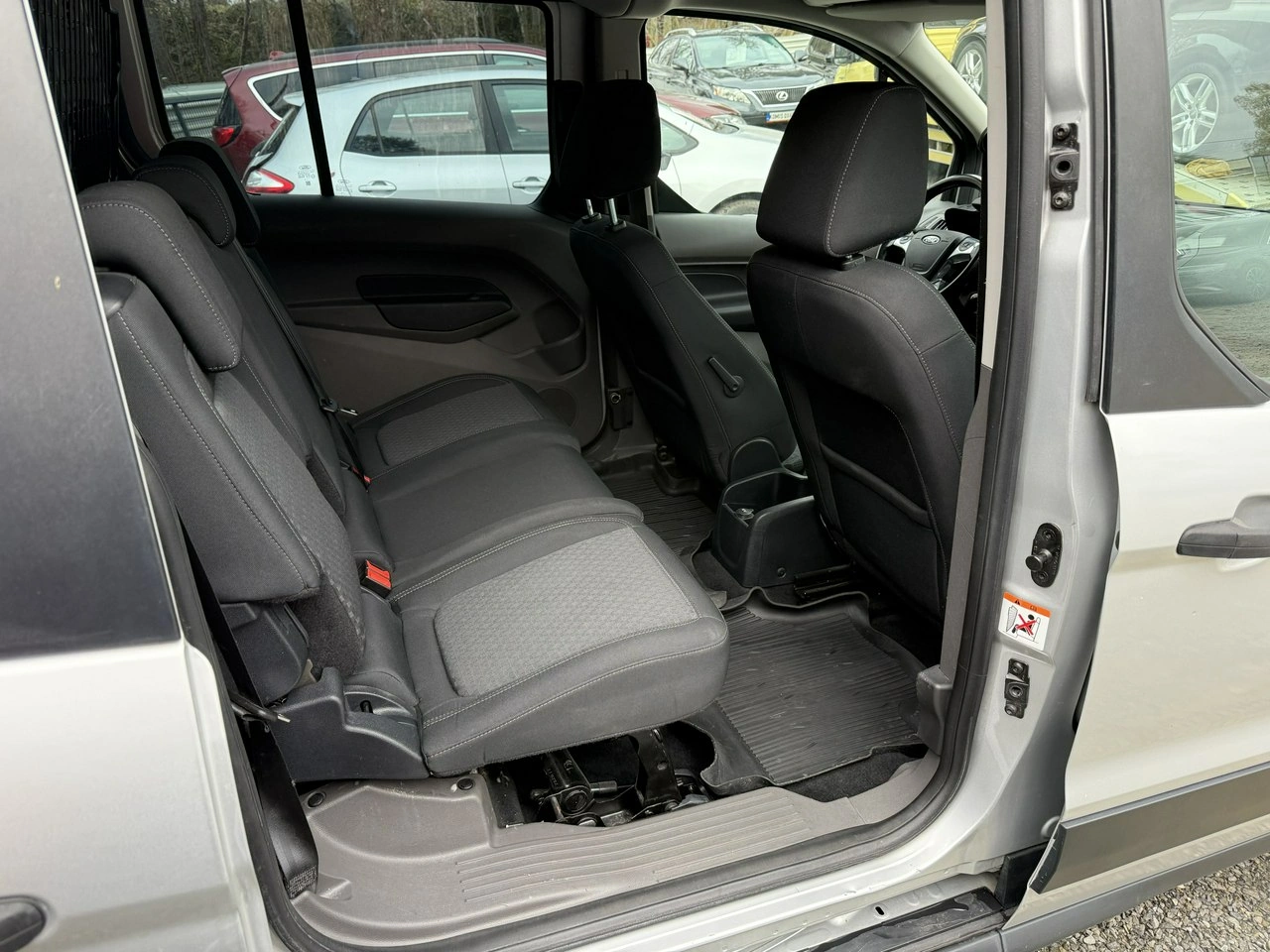 Ford Transit Connect - Zdjęcie 23