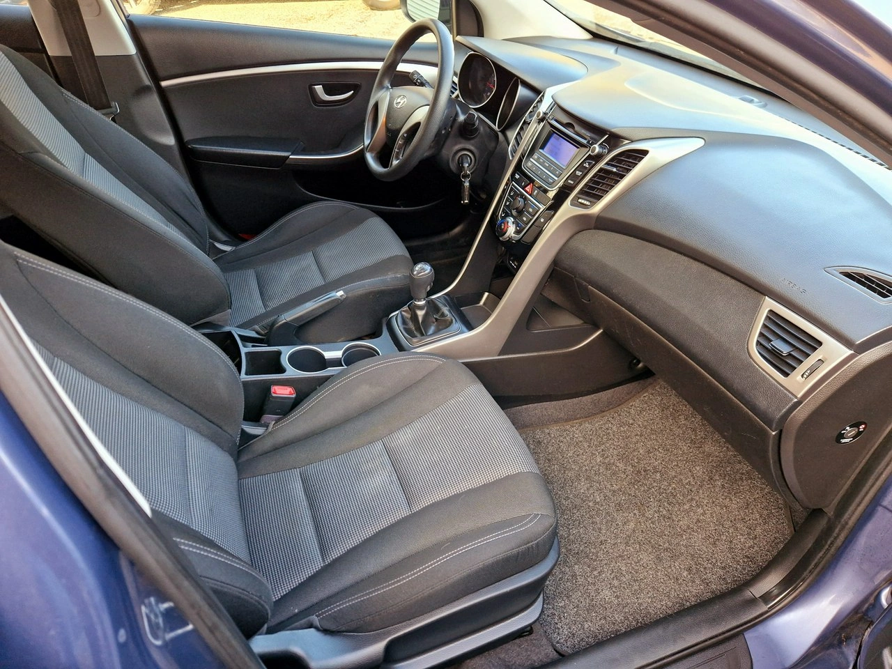 Hyundai i30 - Zdjęcie 11