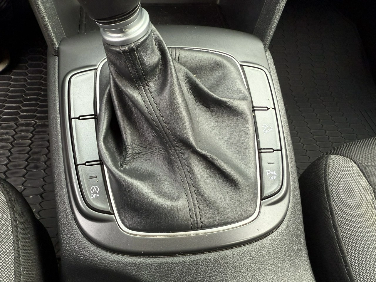 Hyundai Kona - Zdjęcie 21