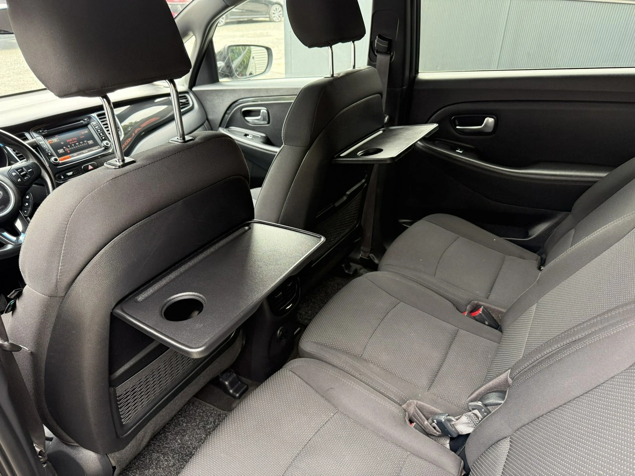 Kia Carens - Zdjęcie 20