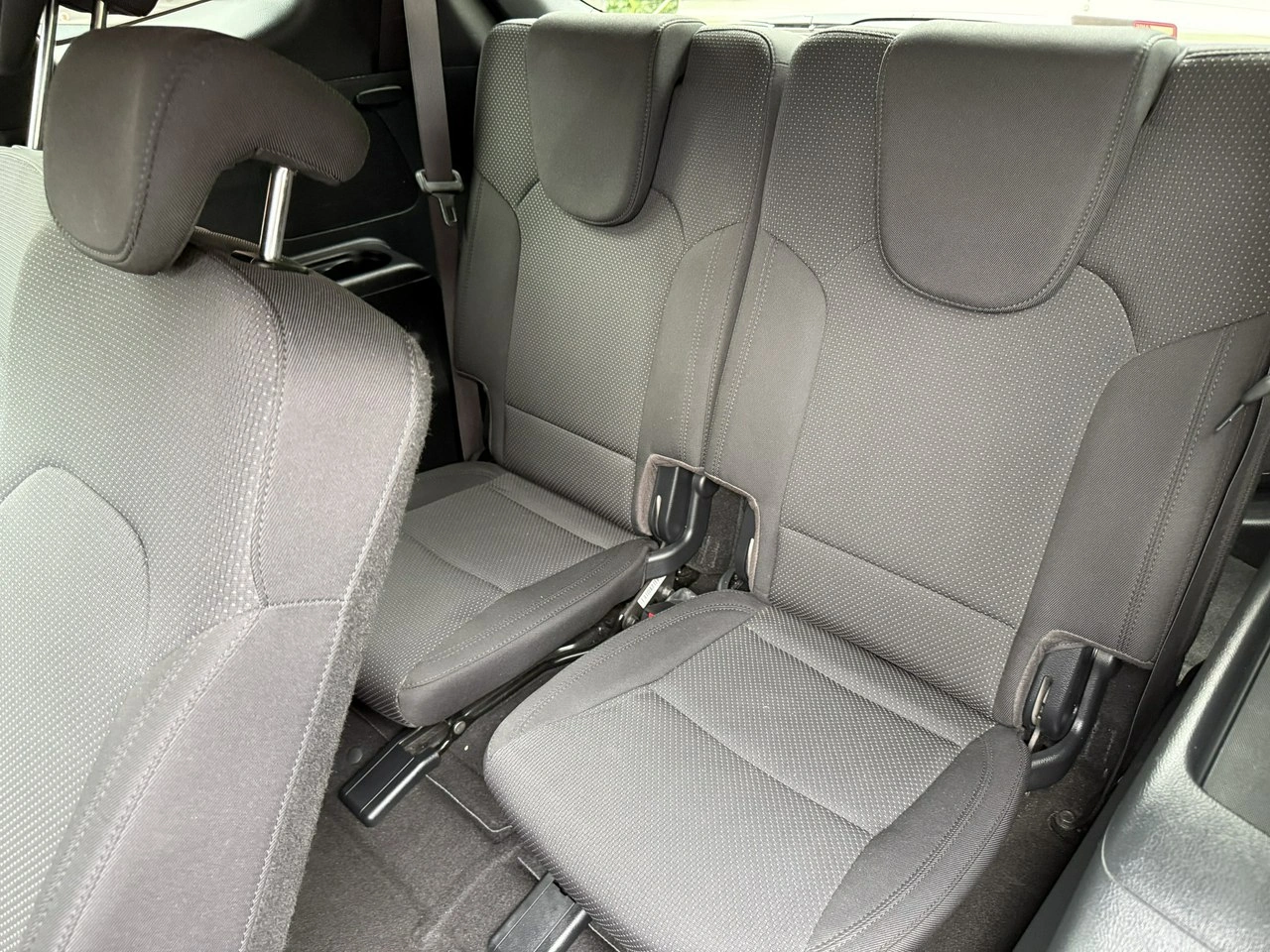 Kia Carens - Zdjęcie 21