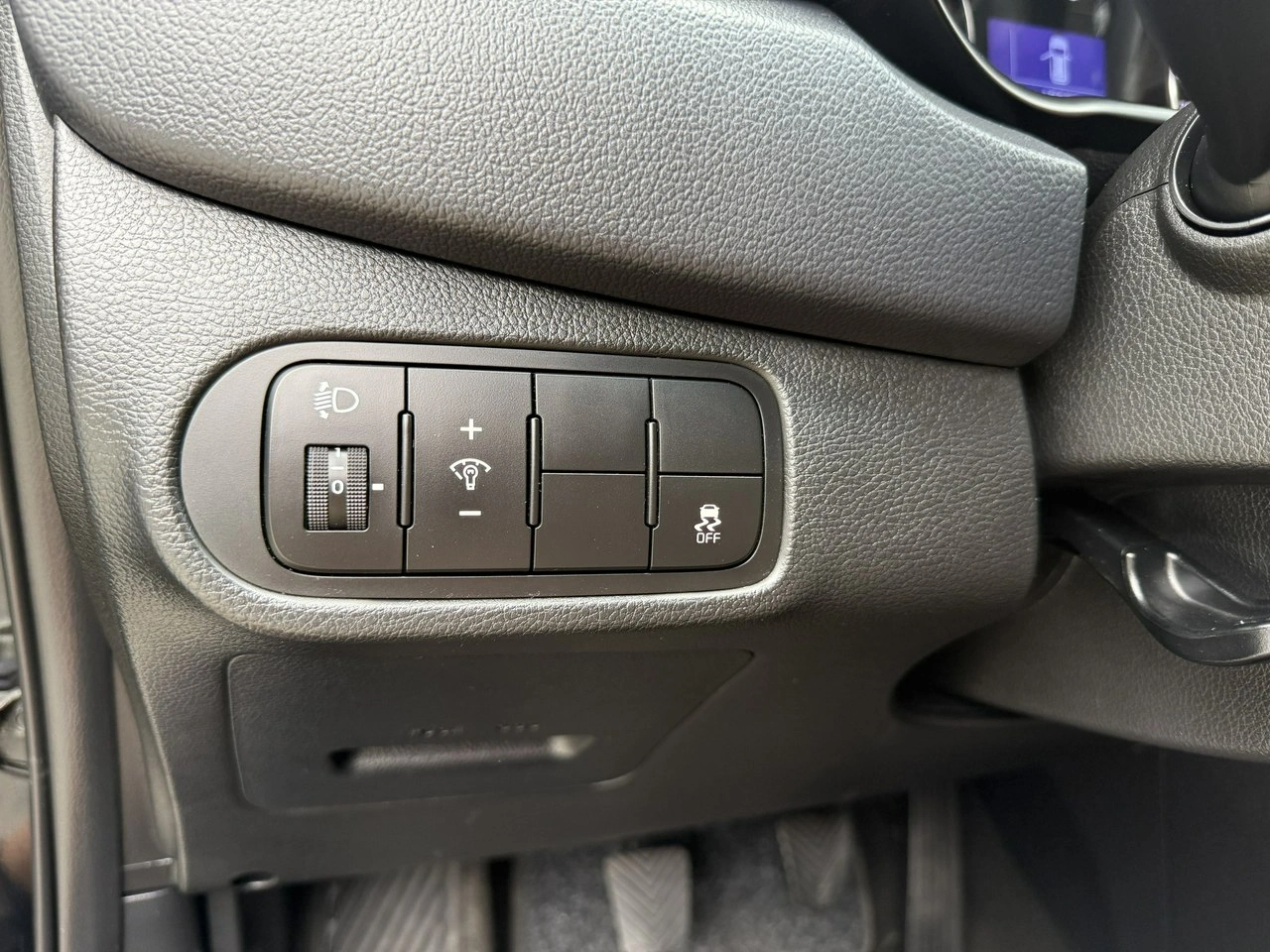 Kia Carens - Zdjęcie 24