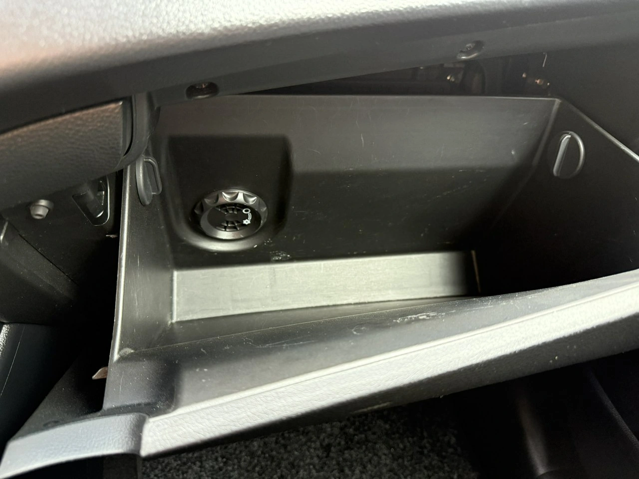 Kia Carens - Zdjęcie 30