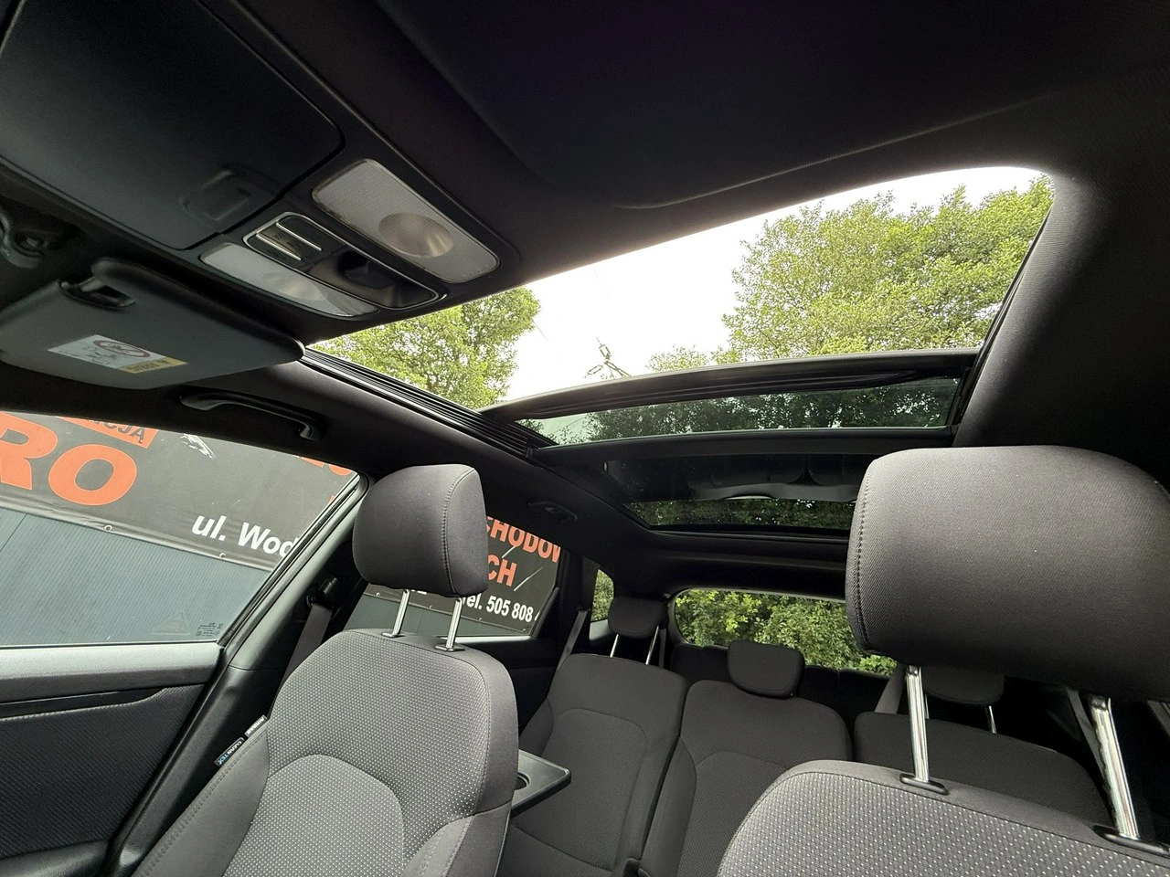 Kia Carens - Zdjęcie 33