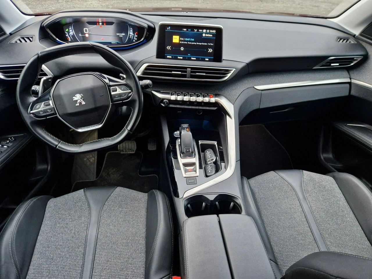 Peugeot 3008 - Zdjęcie 12