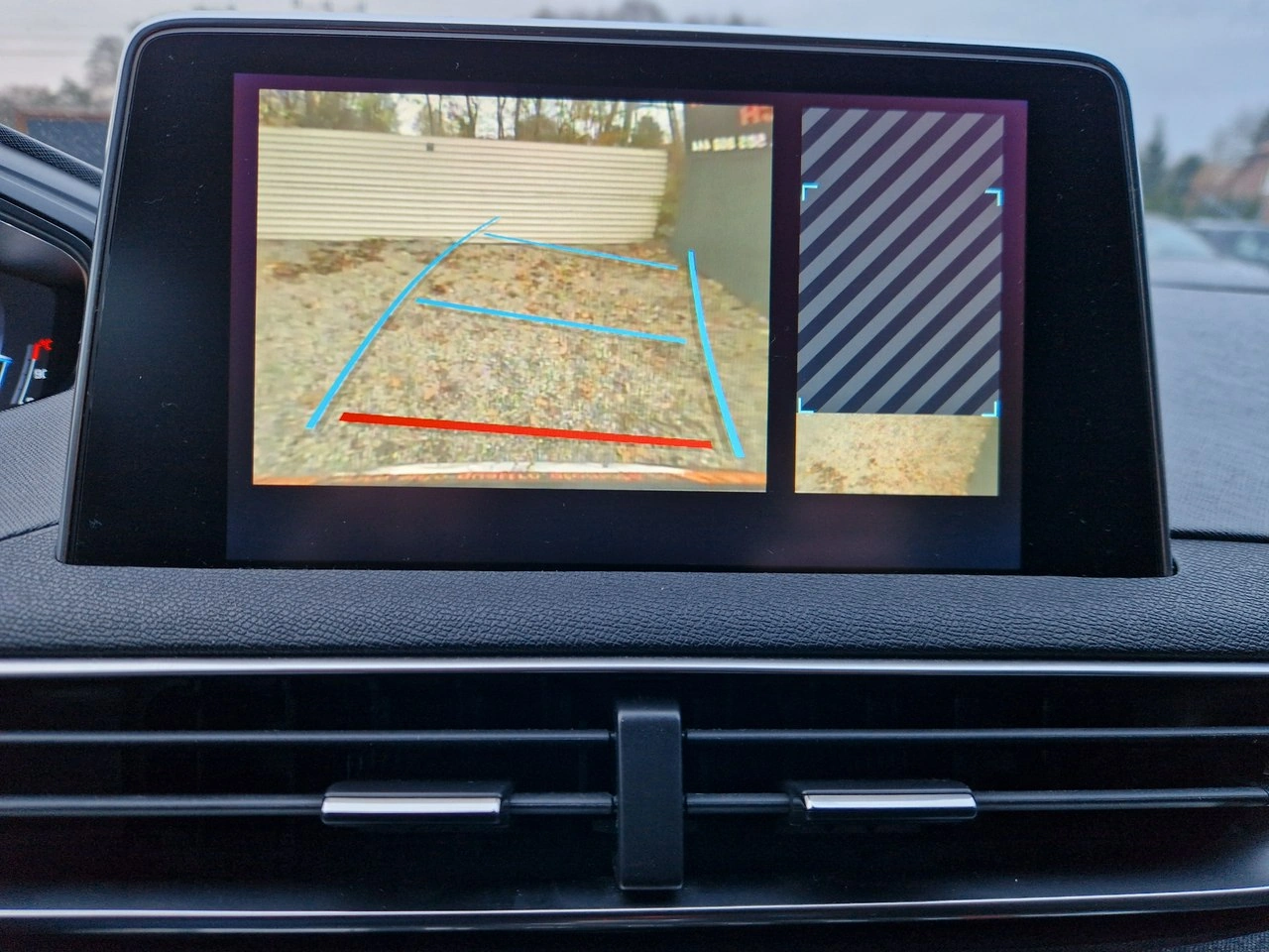 Peugeot 3008 - Zdjęcie 30