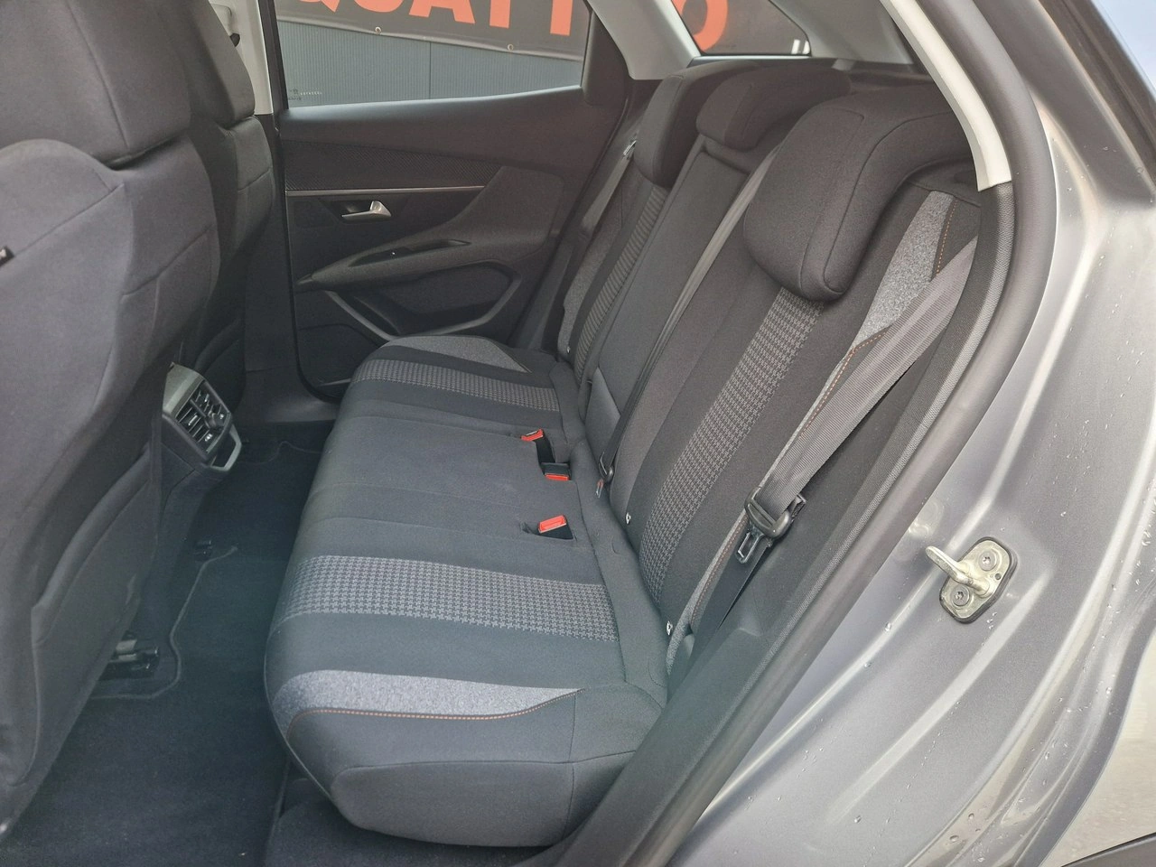 Peugeot 3008 - Zdjęcie 11