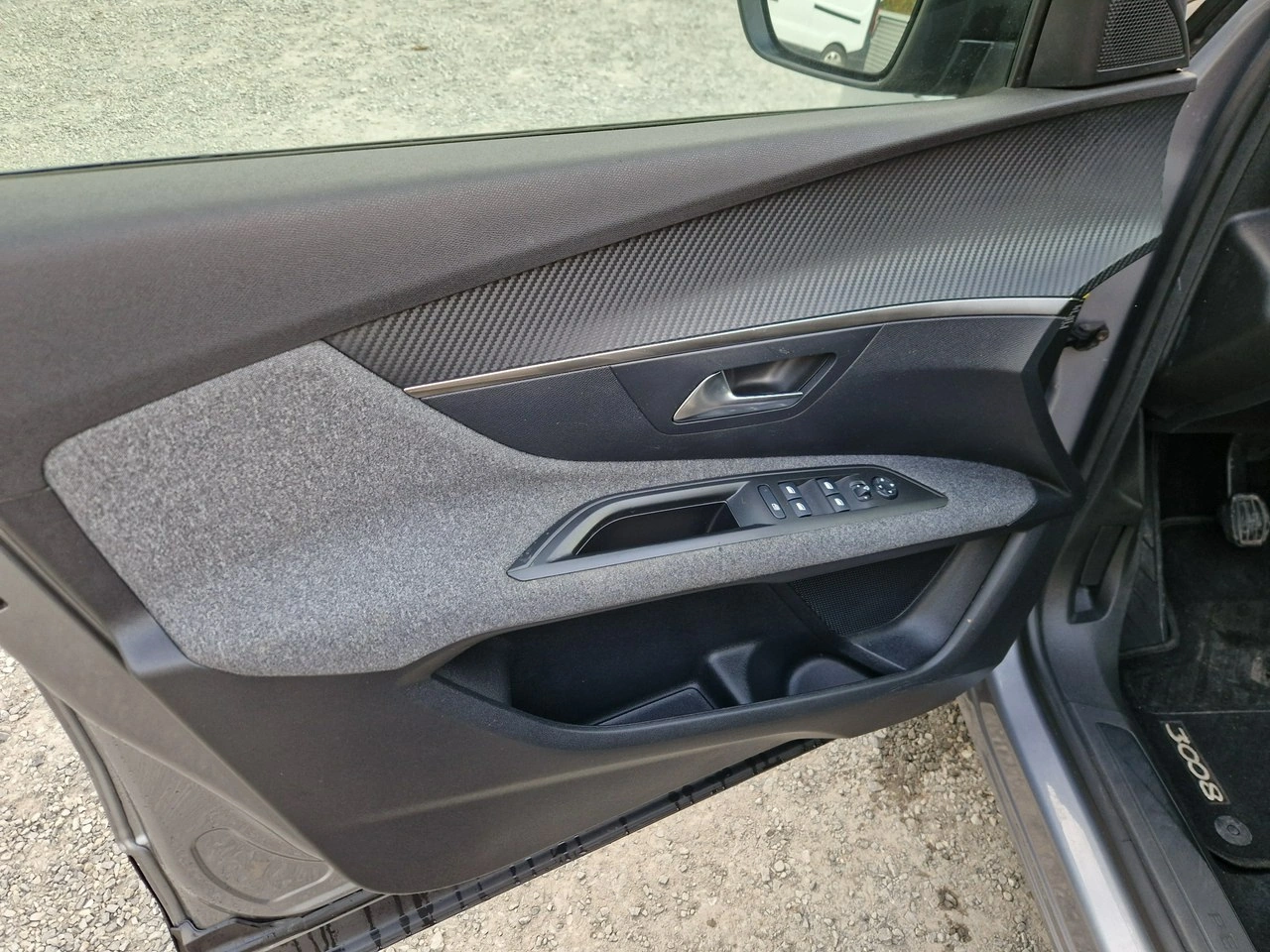 Peugeot 3008 - Zdjęcie 18