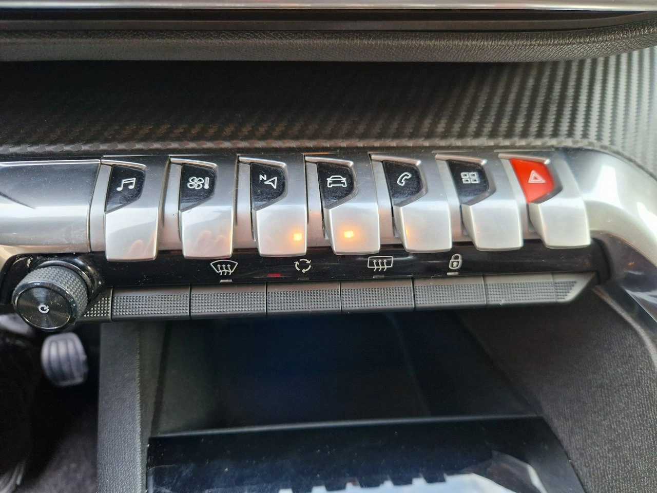 Peugeot 3008 - Zdjęcie 24